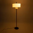 GloboStar® MARIGOLD 02228 Μοντέρνο Επιδαπέδιο Φωτιστικό Τρίφωτο 3 x E27 IP20 Μαύρο Αλουμίνιο με Λευκό Ύφασμα - Μ46 x Π46 x Υ160cm