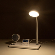 GLOBOSTAR® OLDY 76557 Μοντέρνο Επιτραπέζιο Φωτιστικό Γραφείου με Ασύρματη Φόρτιση 15W 3A, 5W Bluetooth Ηχείο & Ψηφιακό Ρολόι LED 3W 300lm 120° DC 5V με USB-C IP20 Ρυθμιζόμενο Λευκό CCT με Αφή 2700K/4500K/6000K Dimmable - Sanan SMD Chip - Λευκό - Μ13 x Π25 x Υ38cm - 2 Χρόνια Εγγύηση