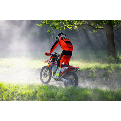 ΒΑΣΗ ΣΤΗΡΙΞΗΣ ΠΙΝΑΚΙΔΑΣ MOTO ΑΛΟΥΜΙΝΙΟΥ EASY-OFF ΜΕ ΑΠΟΣΠΩΜΕΝΟ ΣΥΣΤΗΜΑ ΓΙΑ ENDURO/OFF-ROAD 170x158mm LAMPA - 1 Tεμ.