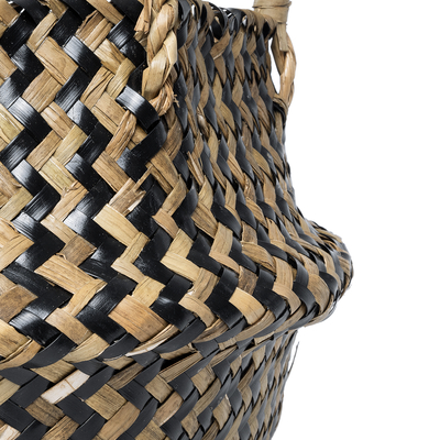 GloboStar® Artificial Garden SALVADOR 20588 Διακοσμητικό Πλεκτό Καλάθι - Κασπώ Γλάστρα - Flower Pot Καφέ με Μαύρο Φ18 x Υ20cm