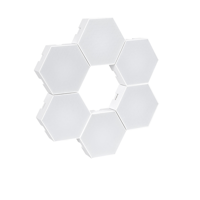 GloboStar® DIGIOCTA 90448 Σετ 6 Ψηφιακων LED RGB Φωτιστικών Κυψελών με Ψηφιακό Controller με WiFi Smart APP & Ασύρματο Χειριστήριο RF 2.4Ghz - LED SMD 5050 9W/Σετ 84PIXEL/Σετ 720lm/Σετ 120° DC 5V με USB 2.0 IP20 Πολύχρωμο RGB - Dimmable - Μ10.5 x Π10.5 x Υ3cm Ανά Κυψέλη - 2 Χρόνια Εγγύηση