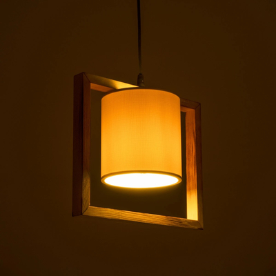 GloboStar® CUP 203-0050 Vintage Κρεμαστό Φωτιστικό Ανάρτηση Μονόφωτο 1 x E27 IP20 Μπεζ Ξύλο με Λευκό Ύφασμα - Μ28 x Π14 x Υ24cm