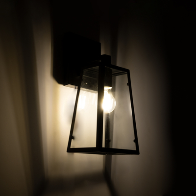 GloboStar® ASETYLIN 01032 Vintage Επιτοίχιο Φωτιστικό Απλίκα Μονόφωτο 1 x E27 IP20 Μαύρο Μέταλλο με Διάφανο Γυαλί - Μ18 x Π17 x Υ37cm