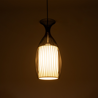 GloboStar® REA 01196 Μοντέρνο Κρεμαστό Φωτιστικό Πλέγμα Μονόφωτο 1 x E27 IP20 Μαύρο Μέταλλο με Λευκό Ύφασμα - Μ18 x Π18 x Υ43cm