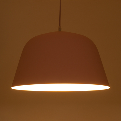 GloboStar® UPVALE 01284 Μοντέρνο Κρεμαστό Φωτιστικό Καμπάνα Μονόφωτο 1 x E27 IP20 Ροζ & Λευκό Μέταλλο - Μ40 x Π40 x Υ24cm