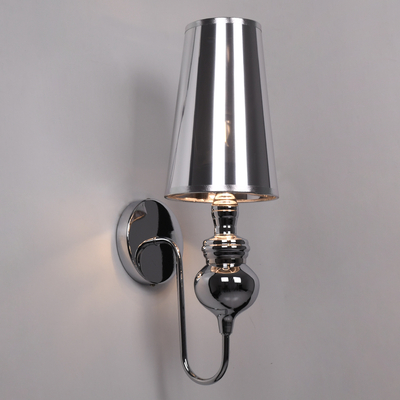 GloboStar® LAURA 01498 Μοντέρνο Επιτοίχιο Φωτιστικό Απλίκα Μονόφωτο 1 x E27 IP20 Ασημί Μέταλλο - Μ21 x Π15 x Y48cm