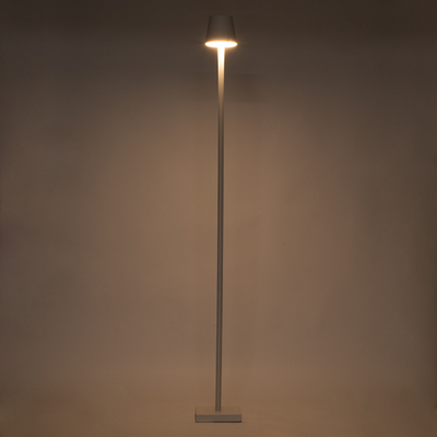 GloboStar® NEGA 60478 Μοντέρνο Επιδαπέδιο Φωτιστικό LED 2.2W 154lm 360° DC 5V Επαναφορτιζόμενο με Μπαταρία Li-ion 4000mAh - Διακόπτη Αφής - Θερμό Λευκό 2700K - Dimmable - D10 x H135cm - Λευκό - 2 Years Warranty