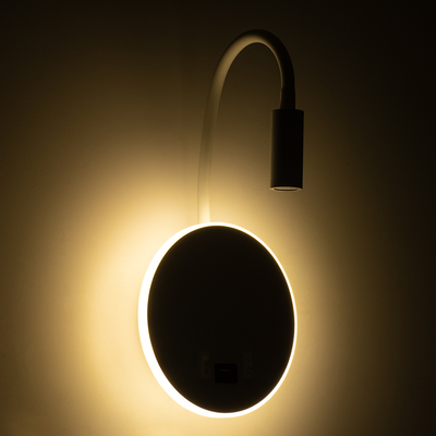 GloboStar® GOOSE 60881 Μοντέρνο Φωτιστικό Τοίχου - Απλίκα Ξενοδοχείου Bed Side LED 6W 600lm 36° & 360° AC 220-240V - Reading Light & 360° Κρυφός Φωτισμός - Φορτιστής USB 3A - Μ15.5 x Π15 x Υ30.5cm - Φυσικό Λευκό 4500K - Λευκό  - 3 Xρόνια Εγγύηση