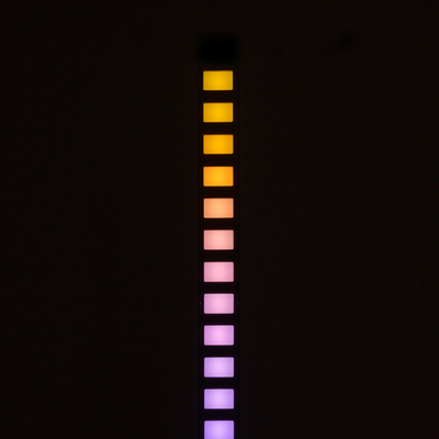 GloboStar® DIGICOLUMN 90762 Μοντέρνο Επιδαπέδιο Φωτιστικό Γραφείου Digital Pixel Rhythm Music Bar LED 12W 960lm 90° DC 5V με USB 2.0 IP20 - Εναλλαγή Φωτισμού μέσω Τηλεχειριστηρίου - Πολύχρωμο RGB - Dimmable - Μαύρο - Μ3.4 x Π2.5 x Υ122cm - 2 Χρόνια Εγγύηση