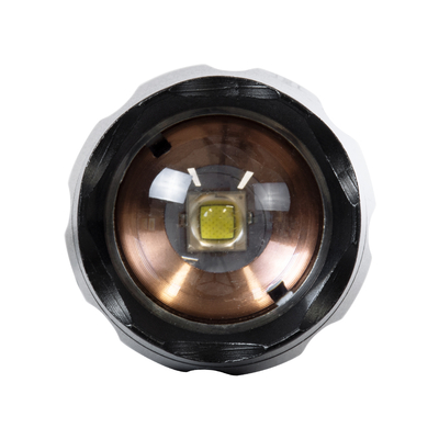 GloboStar® 79041 Φορητός Φακός Χειρός XM-L2 LED CREE 10W με Επαναφορτιζόμενη Μπαταρία 3000mAh & Φορτιστή Πρίζας - Zoom x1 έως x2000 - Ψυχρό Λευκό 6000K - Φ4 x Υ13.5cm