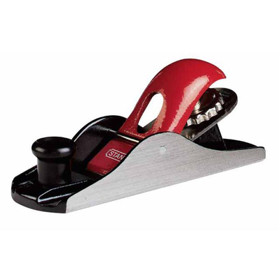 Ροκάνι mini 180mm λάμα 40mm. Μικρό ροκάνι με χυτοπρεσσαριστή βάση. Φινίρισμα από μαύρη λάκα. Χειροκίνητη ρύθμιση του βάθους κοπής και της στρέψης. Στοπ από χυτοσίδηρο. / 1-12-116