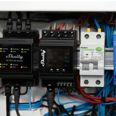 Shelly LAN Switch