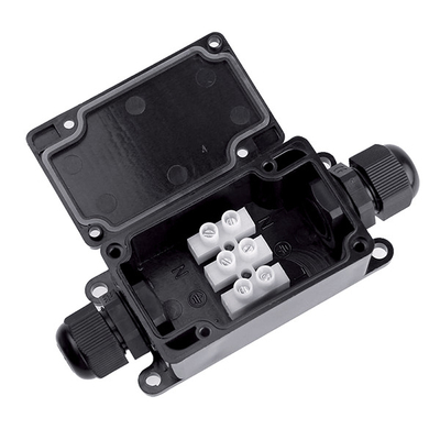 ΣΤΕΓΑΝΟ ΚΟΥΤΙ ΜΕ ΚΛΕΜΜΑ IP65 450V 10A