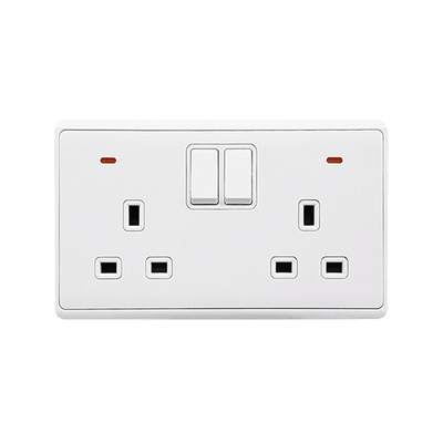 LONDON DOUBLE SOCKET WITH 1P BUTTON SWITCH NEON WH