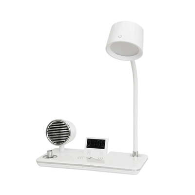GLOBOSTAR® OLDY 76557 Μοντέρνο Επιτραπέζιο Φωτιστικό Γραφείου με Ασύρματη Φόρτιση 15W 3A, 5W Bluetooth Ηχείο & Ψηφιακό Ρολόι LED 3W 300lm 120° DC 5V με USB-C IP20 Ρυθμιζόμενο Λευκό CCT με Αφή 2700K/4500K/6000K Dimmable - Sanan SMD Chip - Λευκό - Μ13 x Π25 x Υ38cm - 2 Χρόνια Εγγύηση