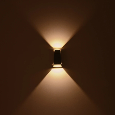 kelvo® FLUX KLV-101-0120 Μοντέρνο Φωτιστικό Τοίχου - Απλίκα LED 6W 750lm 30° AC 220-240V Αδιάβροχο IP65 Θερμό Λευκό 2700K - Bridgelux COB Chip & TÜV SÜD Driver - Γκρι Ανθρακί Ματ - Μ5 x Π8.5 x Υ17cm - 5 Χρόνια Εγγύηση