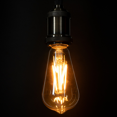 GLOBOSTAR® PEAR 99047 Λάμπα E27 ST64 LED 10W 900lm 360° AC 220-240V IP20 Ultra Θερμό Λευκό 2200K Dimmable - Long Filament Chip - Μελί - Μ6.4 x Π6.4 x Υ14cm - 3 Χρόνια Εγγύηση