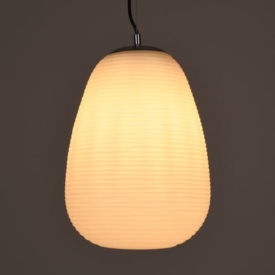 GLOBOSTAR® FREYA 00745 Μοντέρνο Κρεμαστό Φωτιστικό Οροφής με Ντουί 1 x E27 AC 220-240V IP20 - Λευκό & Ασημί - Μ24 x Π24 x Υ35cm