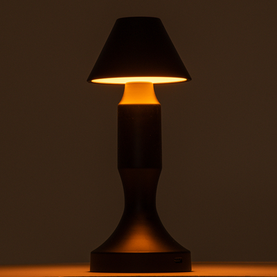 GloboStar® LUNNA 76476 Επαναφορτιζόμενο Επιτραπέζιο Φωτιστικό Πορτατίφ LED 1.5W 105lm 120° DC 5V IP44 CCT Ultra Θερμό 1500K - Φυσικό Λευκό 4500K - Ψυχρό Λευκό 6000K Dimmable Λευκό Πλαστικό - Μ9 x Π9 x Υ23cm- 2 Χρόνια Εγγύηση