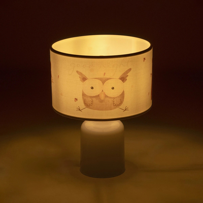 GloboStar® OWL 204-0024 Παιδικό Eπιτραπέζιο Φωτιστικό Πορτατίφ Μονόφωτο 1 x E27 IP20 Πολύχρωμο Ύφασμα με Λευκό Πλαστικό - Μ24 x Π24 x Υ32cm