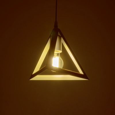 GLOBOSTAR® TRIANGLE 203-0163 Μοντέρνο Κρεμαστό Φωτιστικό Οροφής με Ντουί 1 x E27 AC 220-240V IP20 - Λευκό - Μ24 x Π24 x Υ22cm