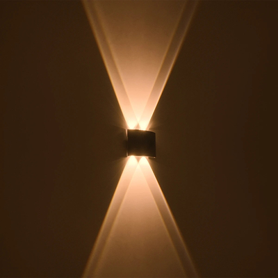 GLOBOSTAR® SIXOAD 60677 Μοντέρνο Φωτιστικό Τοίχου - Απλίκα LED 8W 1000lm 30° AC 220-240V Αδιάβροχο IP65 Θερμό Λευκό 2700K - CREE XPE Chip & TÜV SÜD Driver - Μαύρο Ματ - Μ12 x Π4 x Υ8cm - 5 Χρόνια Εγγύηση