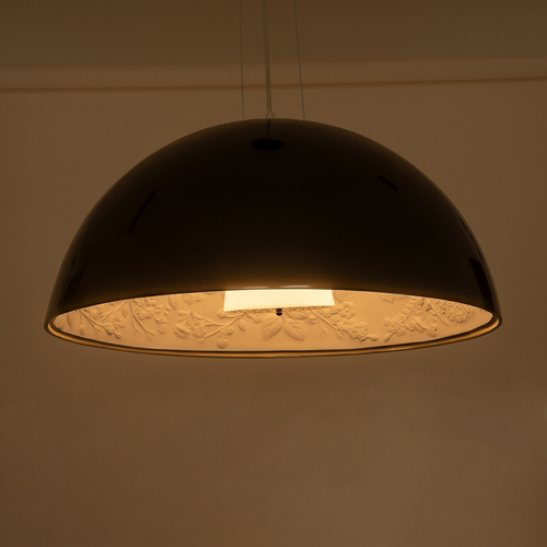 GloboStar® SERENIA 01270 Μοντέρνο Κρεμαστό Φωτιστικό Καμπάνα Μονόφωτο 1 x E27 IP20 Μαύρο Μέταλλο με Λευκό Γύψο - Μ60 x Π60 x Υ30cm