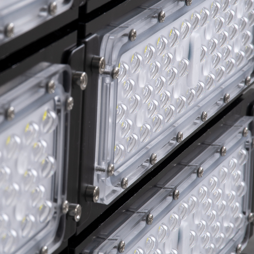 GloboStar® GOLIATH 90105 LED Προβολέας Γηπέδου - Φωτιστικό Tunnel 1000W 160000LM 75°*135° AC 100-277V Αδιάβροχο IP65 Μ62 x Π22 x Υ90cm Ψυχρό Λευκό 5000K - MeanWell Driver & LumiLEDs Chip - 5 Χρόνια Εγγύηση