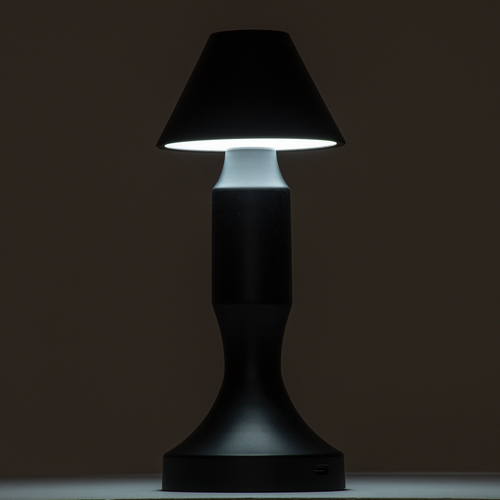 GloboStar® LUNNA 76478 Μοντέρνο Επιτραπέζιο Φωτιστικό Πορτατίφ LED 1.5W 105lm 120° DC 5V Επαναφορτιζόμενο με Μπαταρία Li-ion 1800mAh - Διακόπτη Αφής με 3 Εναλλαγές Φωτισμού CCT Θερμό - Φυσικό - Ψυχρό 1500K - 4500K - 6000K Dimmable - D9 x 23cm - Ασημί