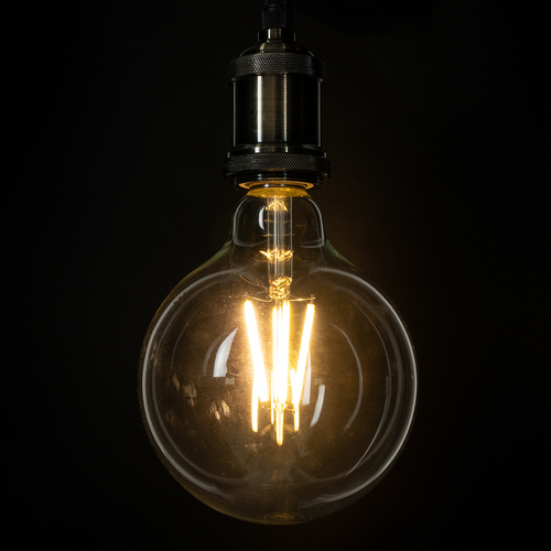 GloboStar® 99085 Λάμπα LED Long Filament E27 G125 Γλόμπος 4W 840lm 360° AC 220-240V IP20 Φ12.5 x Υ13.8cm Θερμό Λευκό 2700K με Διάφανο Γυαλί - Pro Series 210lm/W - A Ενεργειακή Κλάση - 3 Χρόνια Εγγύηση