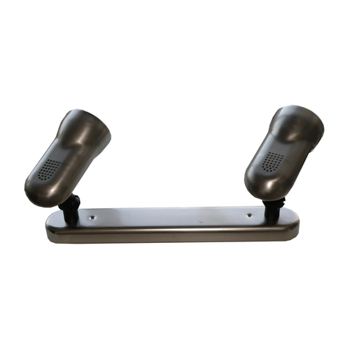 [product / title]