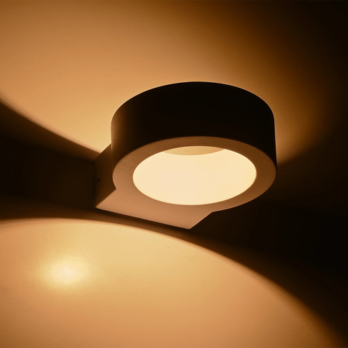 kelvo® AURA KLV-101-0115 Μοντέρνο Φωτιστικό Τοίχου - Απλίκα LED 7W 875lm 45° AC 220-240V Αδιάβροχο IP65 Θερμό Λευκό 2700K - Bridgelux COB Chip & TÜV SÜD Driver - Λευκό Ματ - Μ15 x Π13 x Υ4.5cm - 5 Χρόνια Εγγύηση kelvo® AURA KLV-101-0115 Μοντέρνο Φωτιστικό Τοίχου - Απλίκα LED 7W 875lm 45° AC 220-240V Αδιάβροχο IP65 Θερμό Λευκό 2700K - Bridgelux COB Chip & TÜV SÜD Driver - Λευκό Ματ - Μ15 x Π13 x Υ4.5cm - 5 Χρόνια Εγγύηση