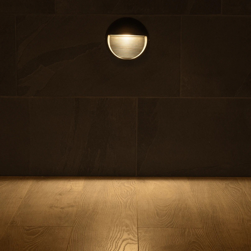 kelvo® STEPART KLV-101-0095 Μοντέρνο Φωτιστικό Σκαλοπατιού - Διαδρόμου LED 3W 375lm 45° AC 220-240V Αδιάβροχο IP65 Θερμό Λευκό 2700K - Lumileds SMD Chip & TÜV SÜD Driver - Μαύρο Ματ - Μ16 x Π8 x Υ16cm - 5 Χρόνια Εγγύηση