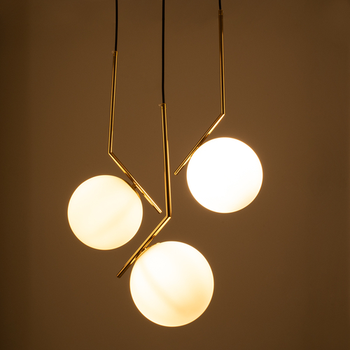 GLOBOSTAR® MONROE 00953 Μοντέρνο Κρεμαστό Φωτιστικό Οροφής με Ντουί 3 x E27 AC 220-240V IP20 - Χρυσό & Λευκό - Μ60 x Π60 x Υ50cm