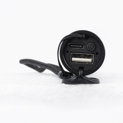 GloboStar® 79029 Φορητός Φακός Χειρός Επαναφορτιζόμενος LED CREE XM-L2 T6 10W 1000lm Zoom 1° έως 60° Μοιρών με 1 x 18650 Μπαταρία 1200mAh USB 2.0 Πτυσσόμενος & 3 Modes Power Bank Αδιάβροχο IP54 Ψυχρό Λευκό 6000K