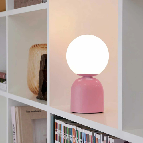 GloboStar® MAGIC 204-0134 Μοντέρνο Eπιτραπέζιο Φωτιστικό Μονόφωτο 1 x E14 IP20 Ροζ Μέταλλο με Λευκό Γυαλί - Μ13 x Π13 x Υ28cm